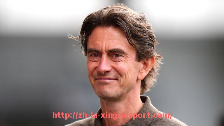 杏彩体育-世俱杯中最被主帅信任的首发球员调查与战术位置盘点